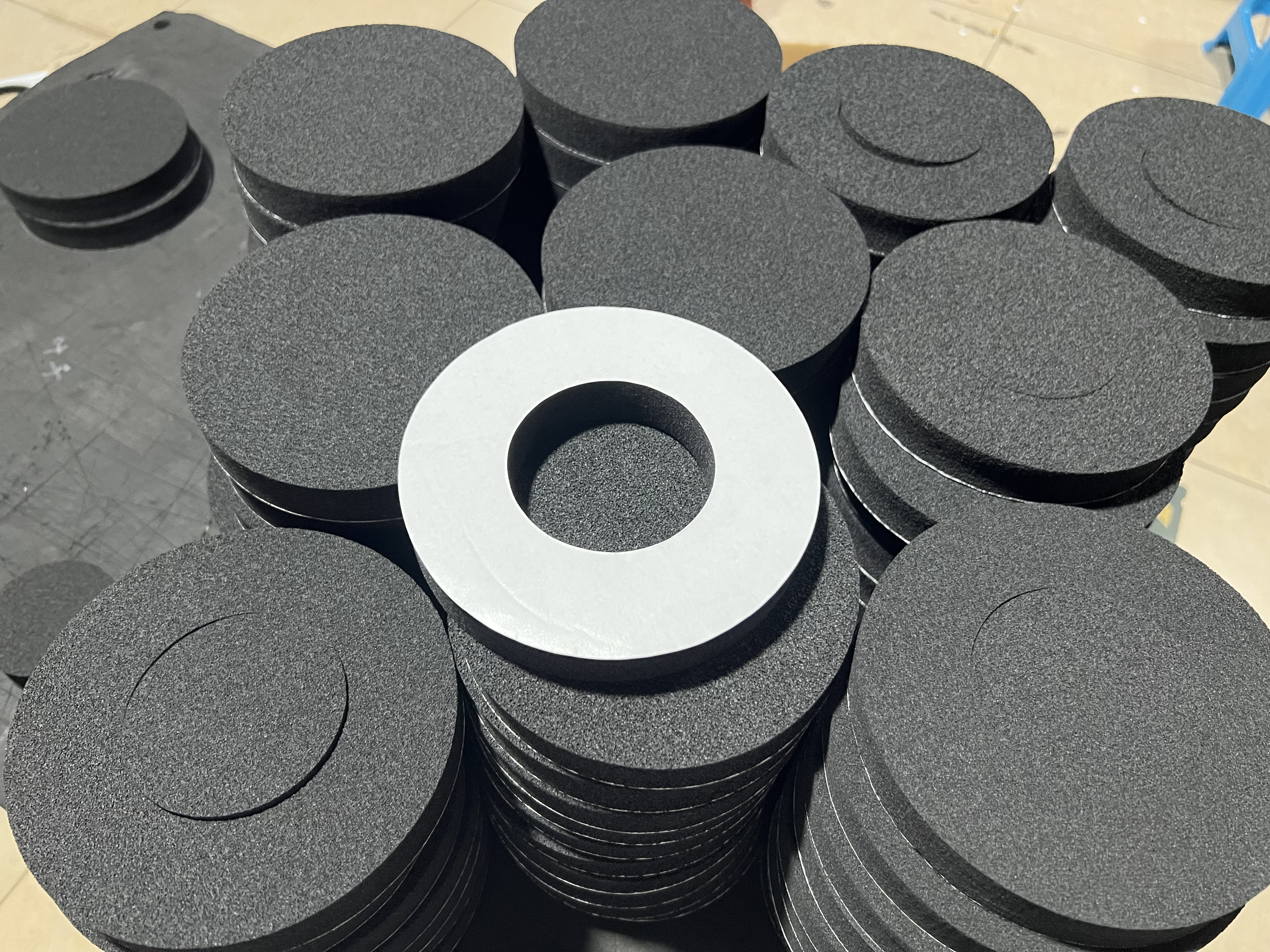 10 Best Adhesives for EVA Foam in 2025
